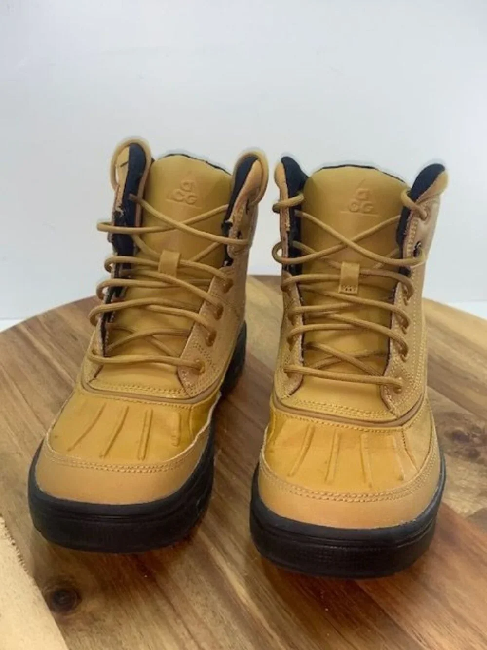 Nike Kids Woodside 2 ACG Boots Wheat Estimated Size 3.5